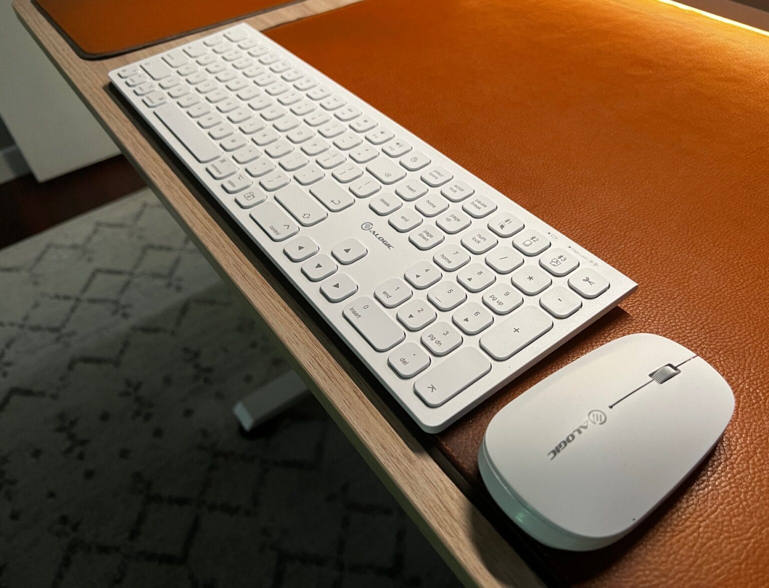 Alogic Echelon keyboard and mouse