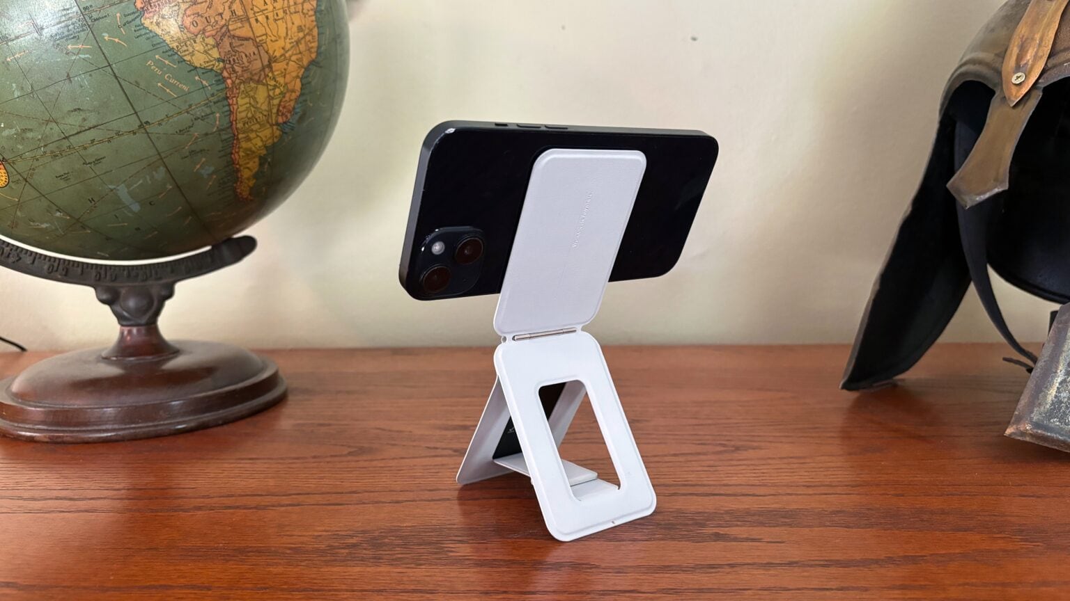 Moft Snap Phone Tripod Stand review