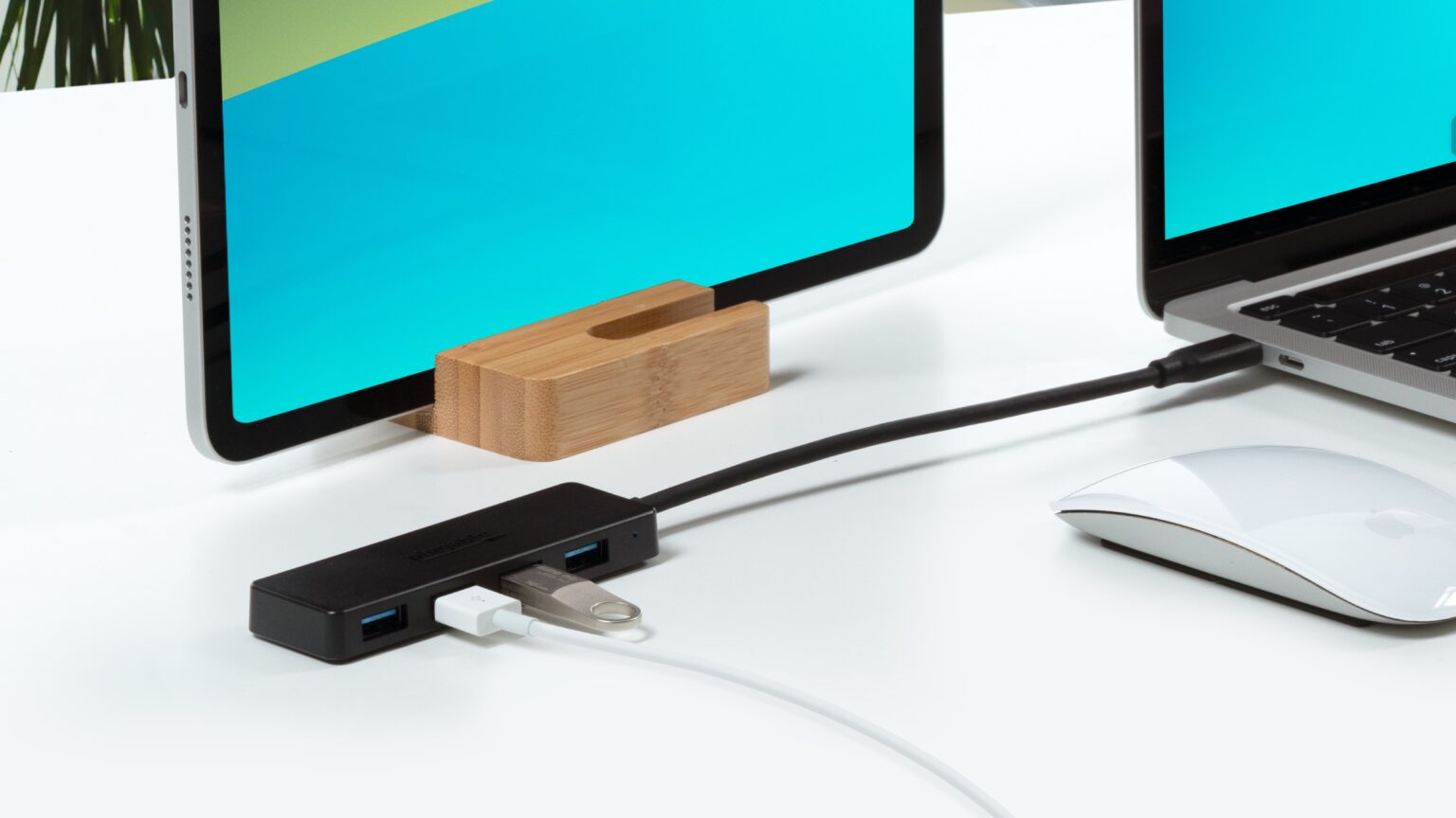 Go old school with very affordable new Plugable USBC-HUB4A USB hub